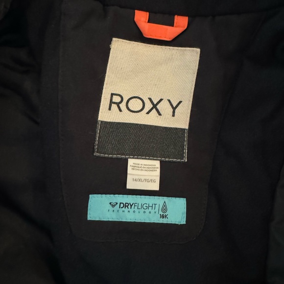 Roxy Jacket kids 14/16, white womens xs ski pants and black womens xs pants. - Picture 5 of 11